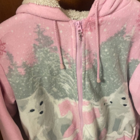 Pink Sweater - Picture 2 of 2